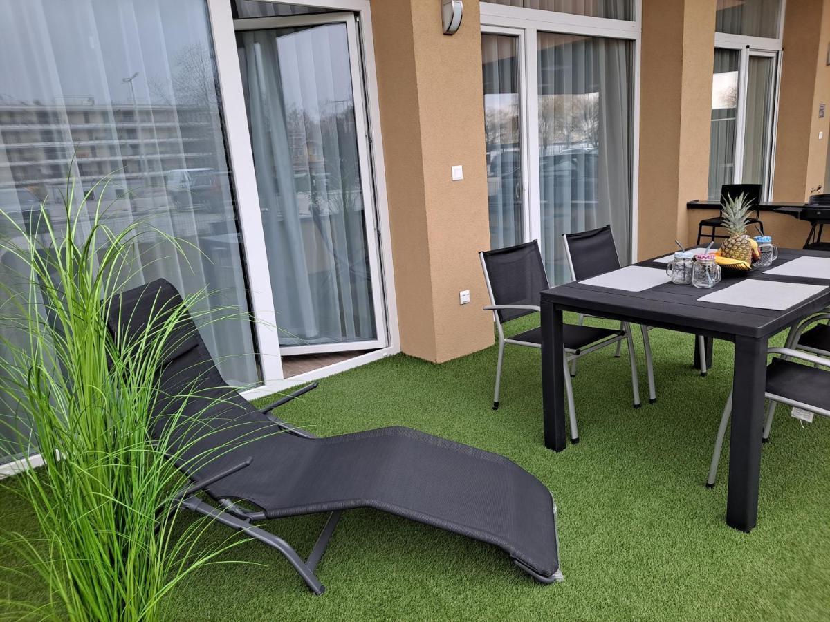 Vizparti Silver X Apartman Siófok Zewnętrze zdjęcie